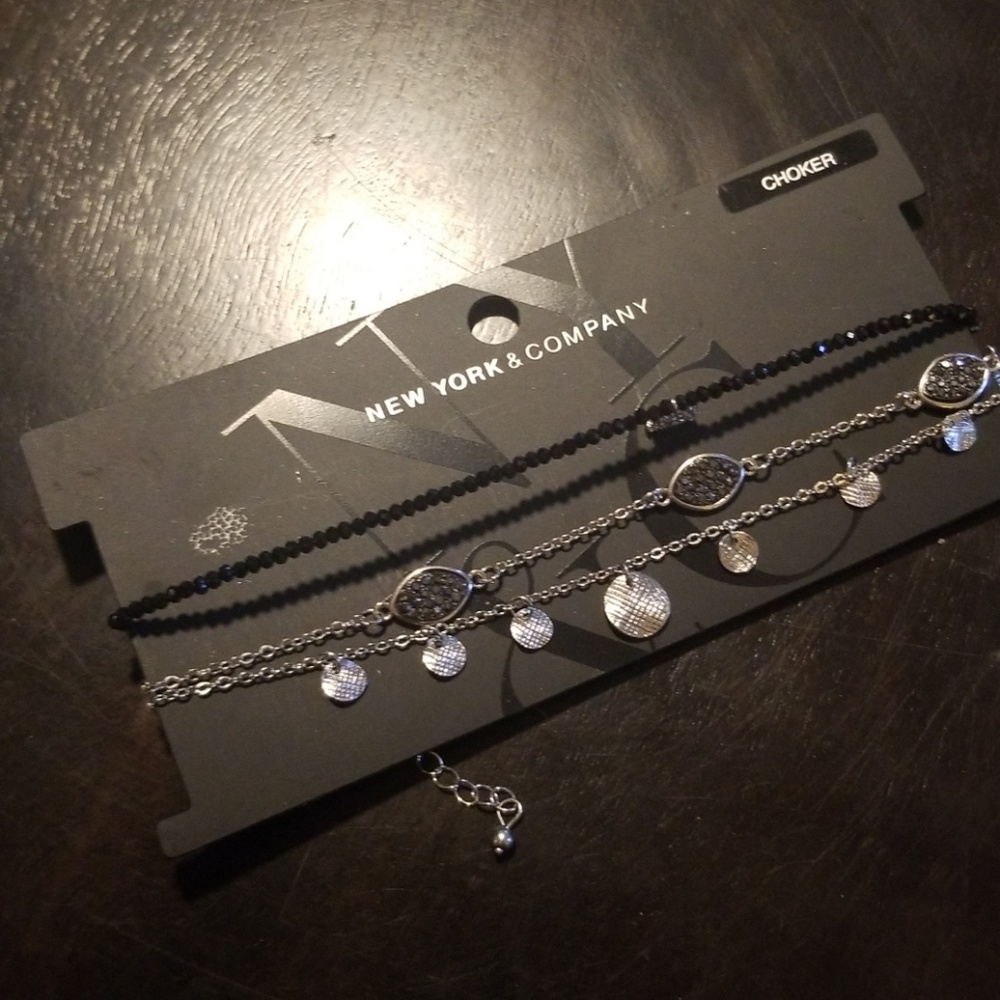 3 Chokers